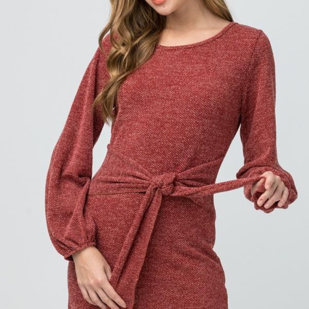 HP ‼️🌟BURGUNDY KNIT DRESS W TIE FRONT - Picture 3 of 5